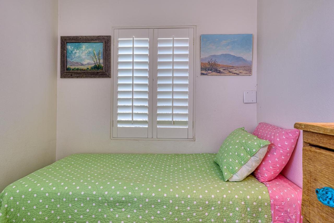 Cactus Adobe Villa Туентинайн Палмс Екстериор снимка