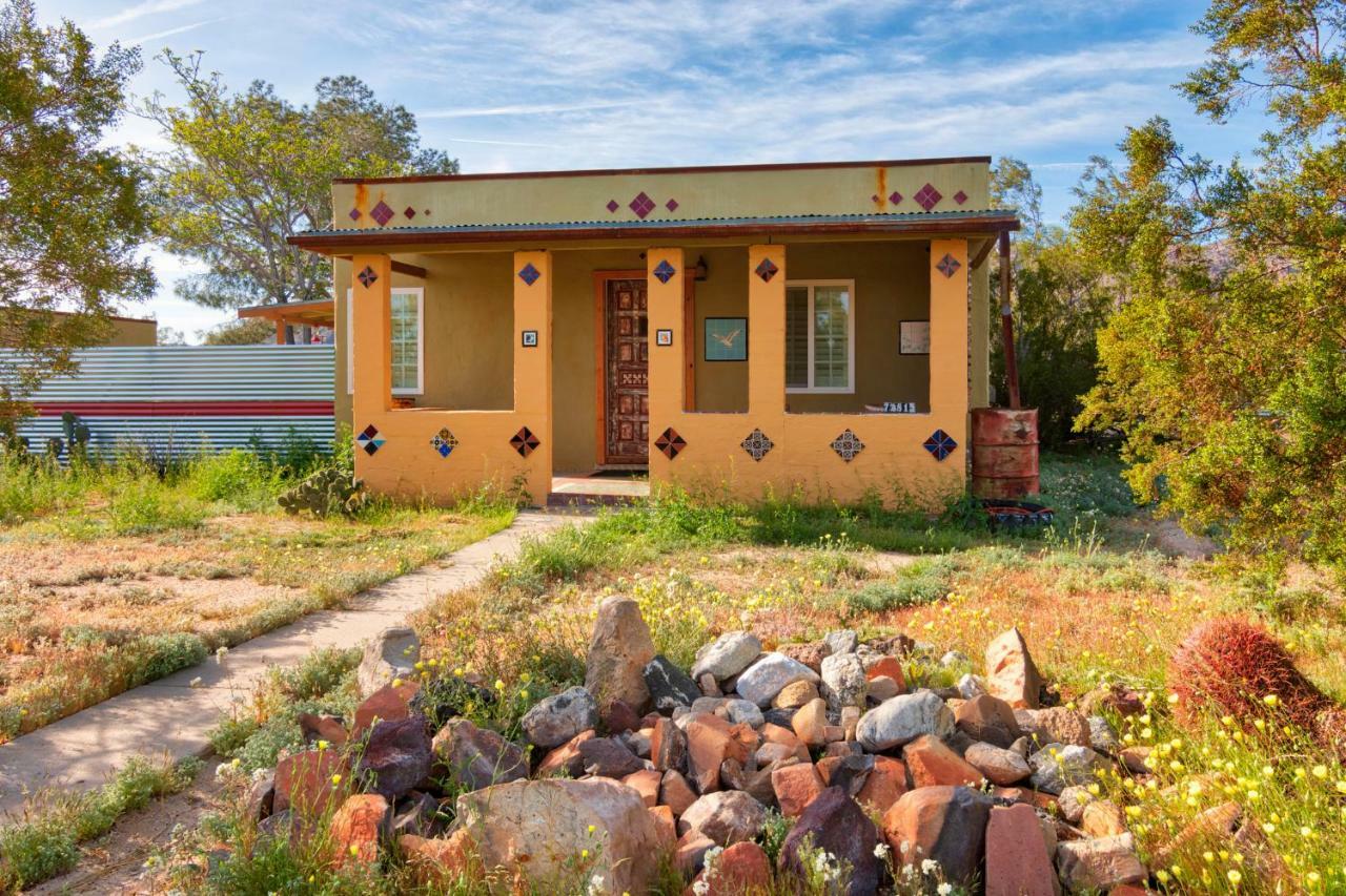 Cactus Adobe Villa Туентинайн Палмс Екстериор снимка